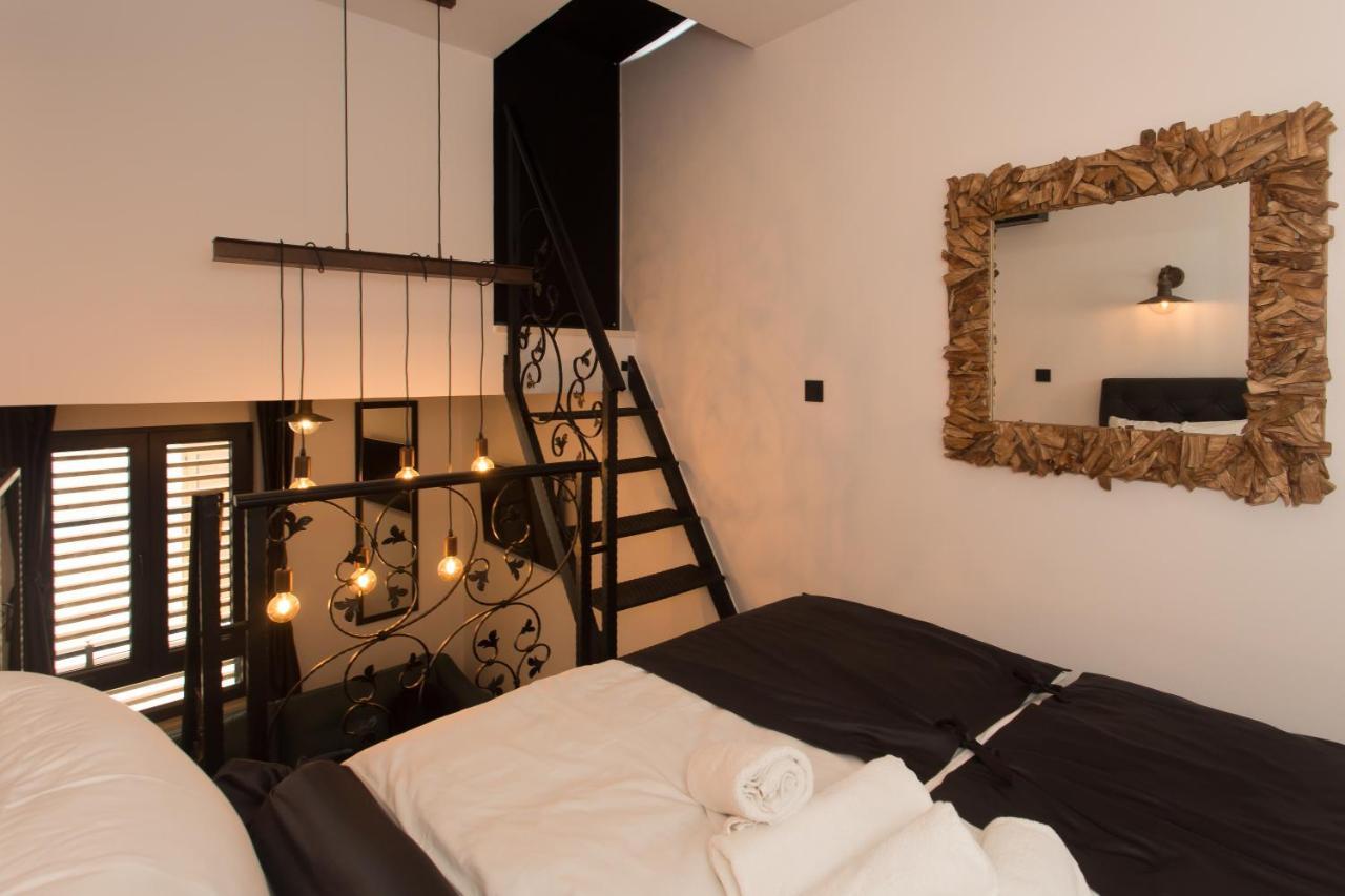 Amaizing Apartment Near Airport Kaštel Štafilić Eksteriør billede