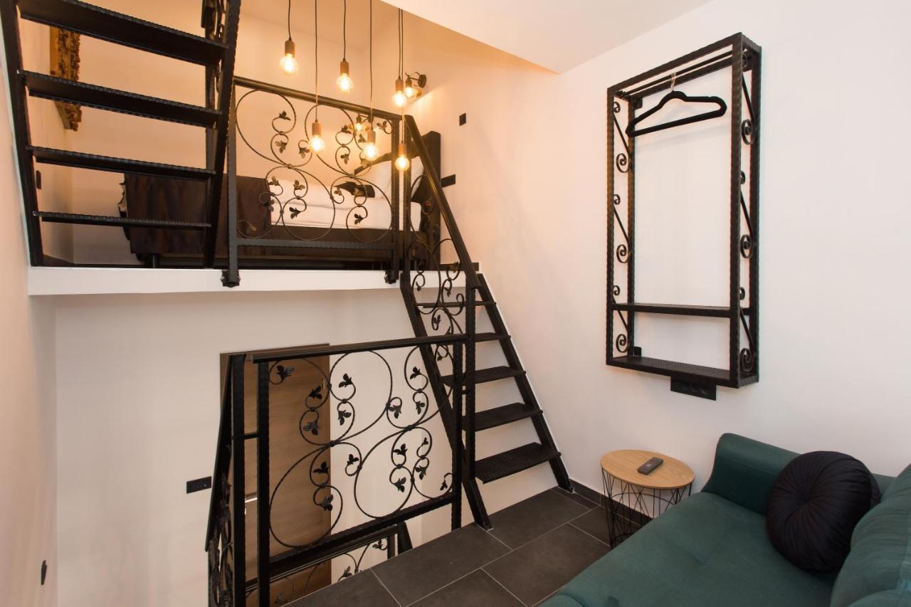 Amaizing Apartment Near Airport Kaštel Štafilić Eksteriør billede