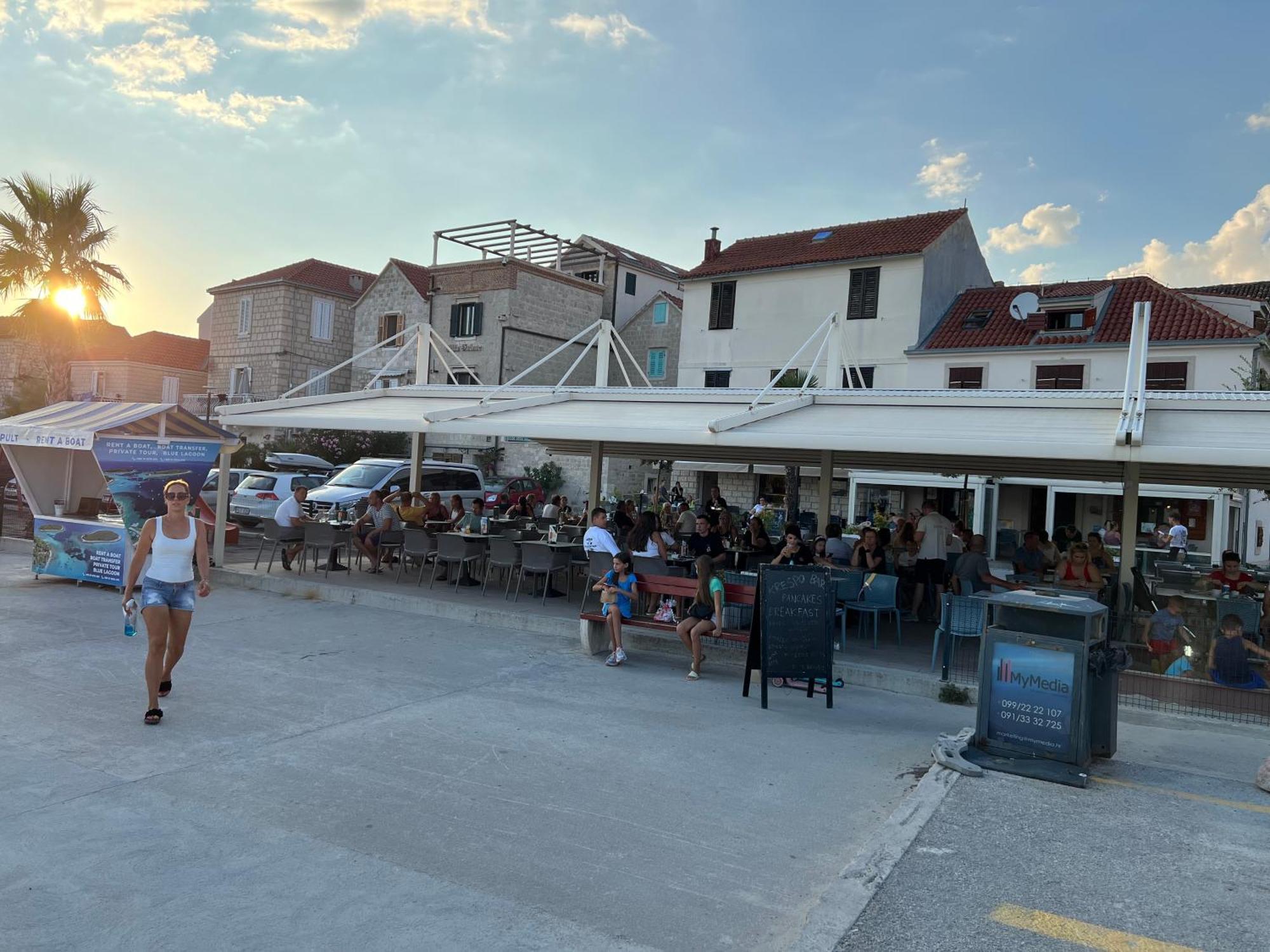 Amaizing Apartment Near Airport Kaštel Štafilić Eksteriør billede
